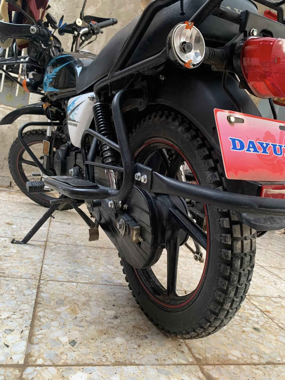 سلام عليكم دراجه دايوان سكنر موديل ٢٠٢٣  سعر مليون وربع 
عنواني الشعب سبع قصور


**إذا كنت صاحب هذا الإعلان وتريد حذفه لأي سبب، رجاءا أرسل رسالة إلى الدعم الفني**