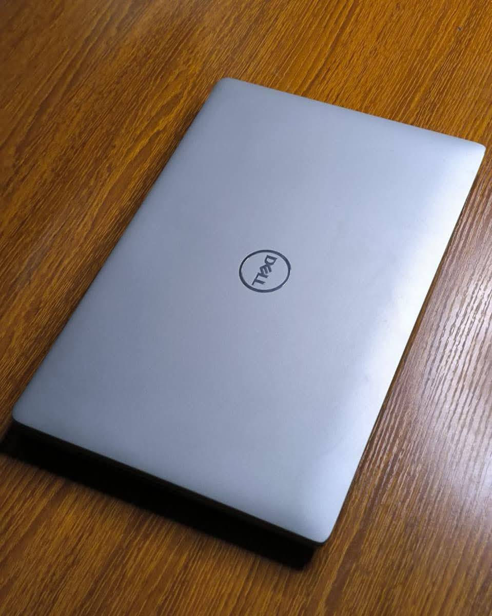 عروض النااار 🔥🔥 مناسب للبرامج الهندسية مثل الاوتوكاد و العاب البوبجي. 
لابتوب دل سلم رفيع جدا من فئة  الجيل الحادي عشر و  ورام 16 كيكا  و هارد 256 ssd M.2 NVMe  بنظافة عالية. 

💭 مواصفات اللابتوب⚡⚡⚡⚡ ⬇️

Dell Latitude 5420
Core i5 - 11
Ram: 16 GB 
Hard: 256 GB - SSD
Graphic card: Intel (R) HD Graphics 620 - 8 GB
Screen: 14 Inches 
Keyboard: English - Arabic

لابتوب Dell Latitude 5420 
كوراي 5 - الجيل الحادي عشر 
رام: 16 كيكا 
هارد: 256 كيكا - SSD
كرت شاشه داخلي 8 كيكا 
حجم الشاشه 14 انج لمس
كيبورد ضوئي - ليزري ( عربي - انكليزي) شاشة ips

🎁🎉  الهدايا والملحقات 🎉🎁

♡ حقيبة
♡ ماوس 
♡ شاحنة 

⭐️ يوجد توصيل لجميع محافظات العراق 🚚
♡ 5 ألف لبغداد.
♡ 7 ألف لجميع المحافظات.

📝 للحجز والاستفسار،  عن الأسعار 
يرجى التواصل معنا عبر ماسنجر الصفحة
او عبر الواتساب: ***********
🤝 مركز نانو تكنولوجي 
لبيع وشراء اللابتوبات المستخدمة في العراق
العنوان: بابل - المحاويل - حي الاسرة 

ضمان من اي عطل لعشرة أيام لجميع القطع.
