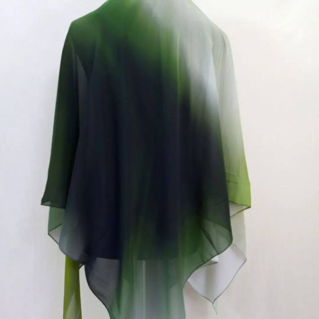 العنوان الكاضمية شارع اكد مقابل مطعم ايام زمان متوفر توصيل لجميع انحاء العراق
للحجز *********** وتساب
