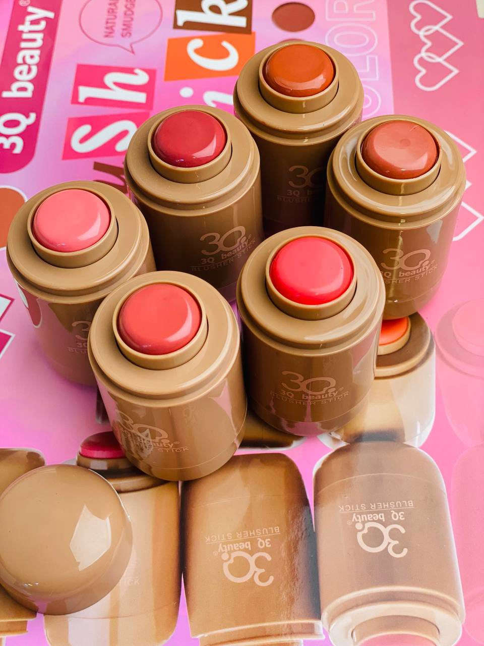 بلاشر كريمي ،، تنت مورد للخدود والشفايف❤️💋

❤️ المنتج طبي وأمن ع البشرة 
❤️ لونه انتي تتحكمي فيه 
❤️ ثابت ضد الماء والتعرق
❤️ جميل للطلعات السريعة الجامعة وحتى للحوش 🍒
مورد ثباته عالي بيدوم لاكتر من 24ساعه ...لونه كرزي🍒 جذااب وطبيعي جدااا 🌸

❤️متوفر ب6 ألوان

السعر ٥ الاف


**إذا كنت صاحب هذا الإعلان وتريد حذفه لأي سبب، رجاءا أرسل رسالة إلى الدعم الفني**