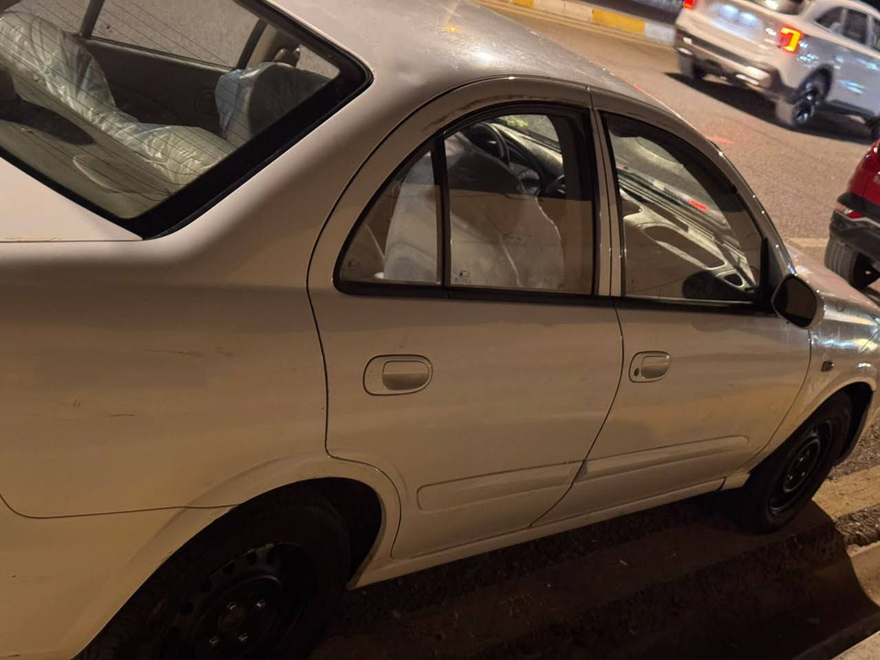 نيسان سني بدي كوري 2009
رقم بغداد 
محرك كير جيد 
تبريد ثلج
صدر كامل جديد 
ادامه كمله على سيارة

السعر 85 وبي مجال

***********
