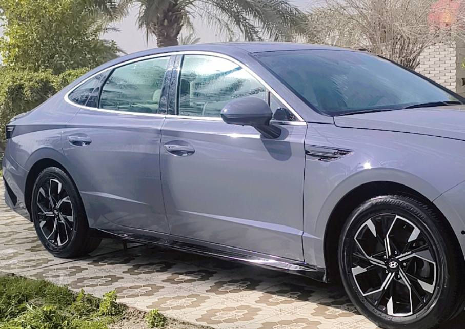 سلام عليكم
للبيع سوناتا 2024 وارد امريكي حادثها بسيط فقط دعاميه اماميه وبالبنيد بارد اربع اصابع 

السيارة ماشية 24 الف ب امريكه وبالعراق 6 الف 

 رقم اربيل جديد هزه جديده قبل اسبوع  تحويل ثاني يوم اتريد وكاله 

محرك 2500بانزين

فول مواصفات اعلى فئة

عدا الفتحه 

انارة فول لد

انارة داخلية متغيرة بلادي

حساسات امامي+خلفي

دخول ذكي+تشغيل عن بعد
مقاعد السايق و السكن كهرباء

مقاعد تئدفه 

شاشتين متصلة12.3 انج

نظام صوتbose

رادار امامي و مانع تصادم

و بعد بيهة مواصفات ما ذكرتهن

السعر210 و بية شي بسيط حك الجية

مكان السياره بابل*********** بي واتساب اتصل وتدلل
