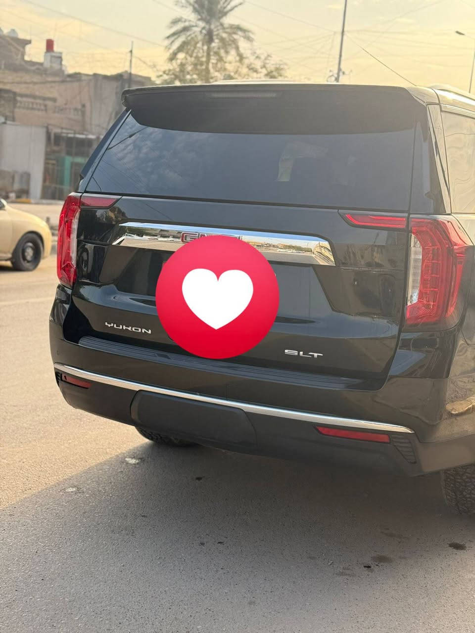 السلام عليكم
جي ام سي يوكن موديل 23xl رقم شمالي
مواصفات slt معروفة
جي ام سي  كاز مو بانزين
السعر ٣٦٥
حادثهة بابين وجاملغ جهة السايق من دون دواخل حادث سطحي 
الشراي يتصل 
***********
***********
