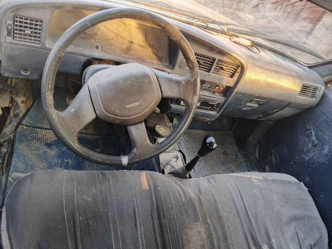 السلام عليكم تيوتا موديل 89 رقم اصفر مكينه مكفوله كير مكفول كهربائيّات كلهه شغاله السعر 25وبيهه مجال مكاني قضاء الدوايه الهاتف ***********
