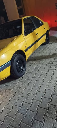 بيجو 405  لبيع اريده 25 ورقه بيه مجال  استفسار 07838660389