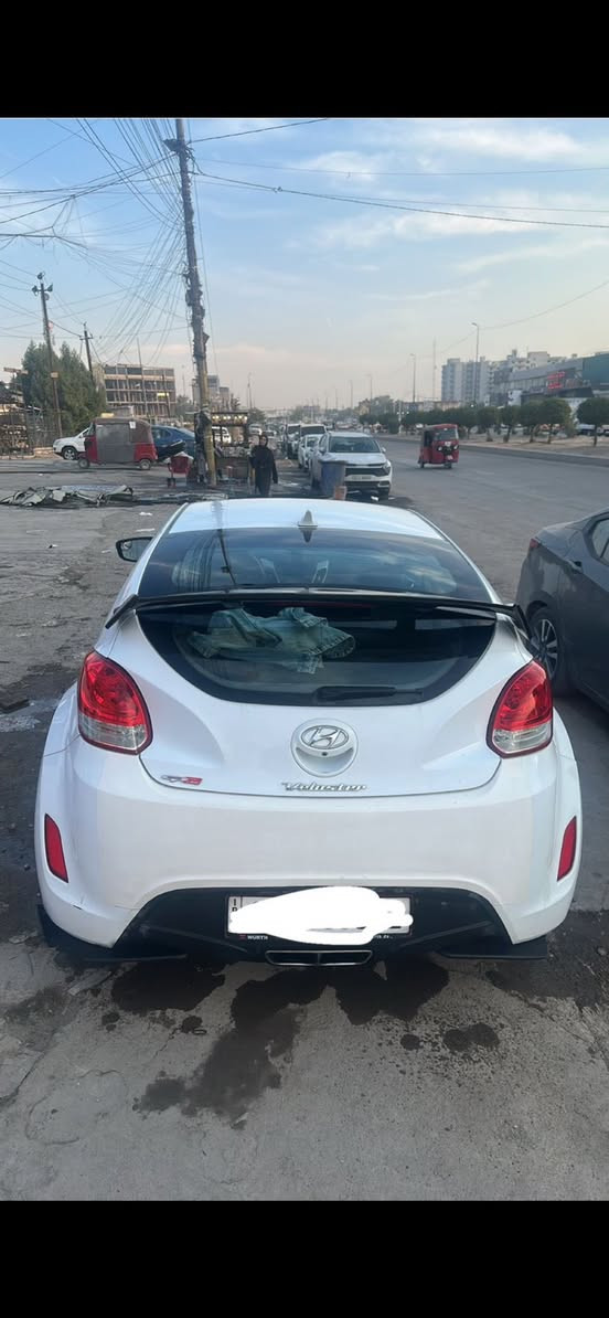 السلام عليكم 
فولستر مديل 2017
محرك 1600
كير atالمرغوب 
شاشه تدعم كار بلي كامره خلفيه 
تحكمات بالستيرن 
شفتات رياضيه 
تخم تاير جديد 
صدر جديد 
رقم اربيل تحويل ثاني يوم 
السيارة كلش نضيفه 
السعر خاص 
او على الرقم ***********

