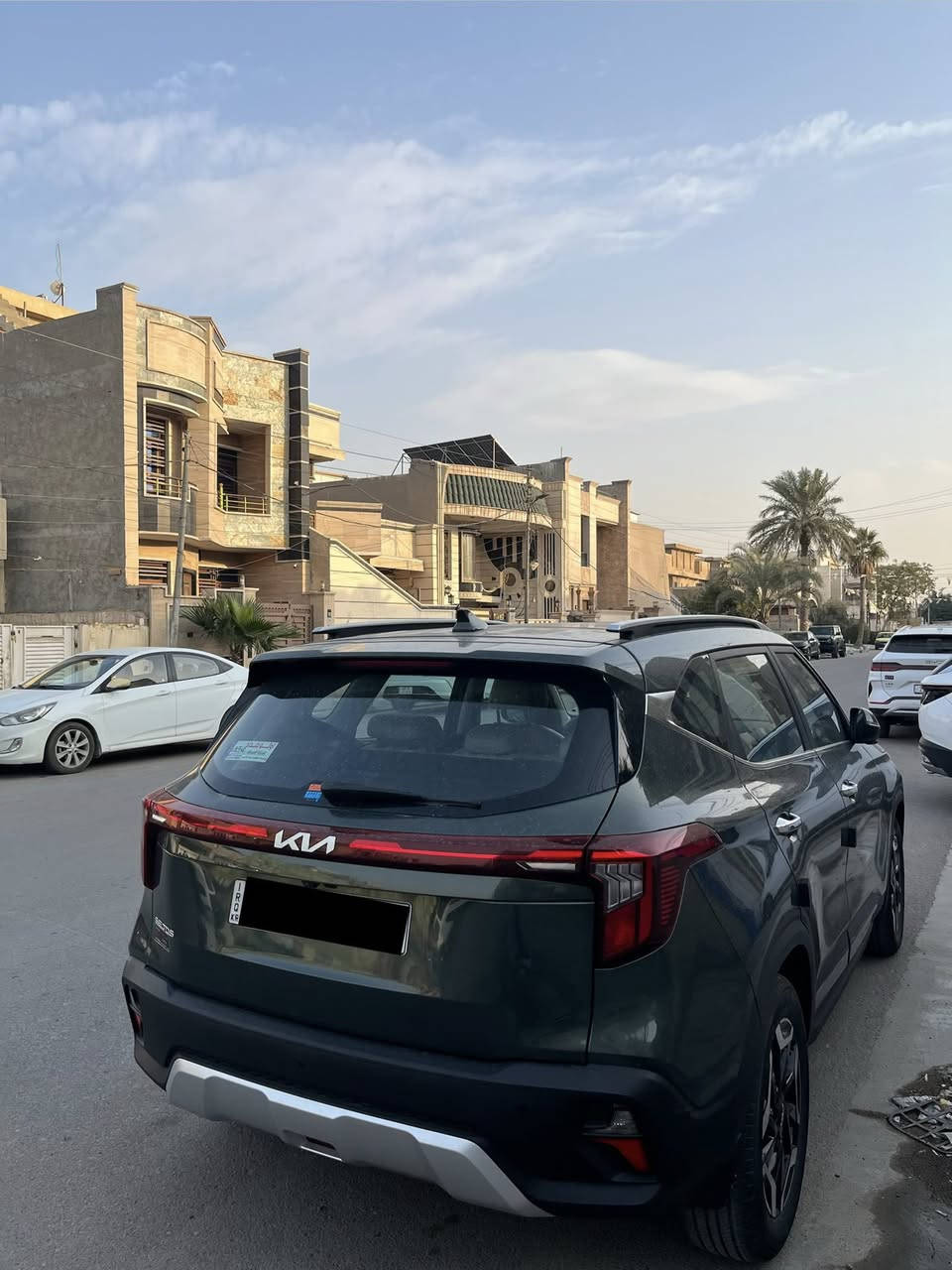 سلام عليكم
سيلتوز موديل 2024 خليجي بدون قطره صبغ ولا ضربه ولا بارد
رقم أربيل الدولي ماشيه (5000)) 
لون زيتوني 
فولل مواصفات ⬇️
١- بصمه 
٢- بانوراما 
٣ بصمه ابواب 
٤- شاشه بلاديه 
٥- كامرات عدد ٣ 
٦- شاشه ديجتل
٧- كروس سرعه 
٨- هاند بريك بصمه 
٩- كشنات جلد لون ابيض
١٠- كشنات تدفئه وتبريد 
١١- كشنات كهرباء 
١٢- مودات قياده 
١٣ شاشه عطلات 
١٤- حساسات اماميه وخلفيه 
١٥- تحكم ستيرن 
١٦- مري شفط 
١٧- مري اشاره 
١٨- ترحيب داخلي وخارجي 
١٩- تبريد قطعتين 
٢٠- ليد صباحي 
٢١- بلوجكتر
٢٢- ويل كب 
٢٣- يدات نيكل 
محرك 1500 دبل نووزل  
مكاني بغداد السيديه 
***********
