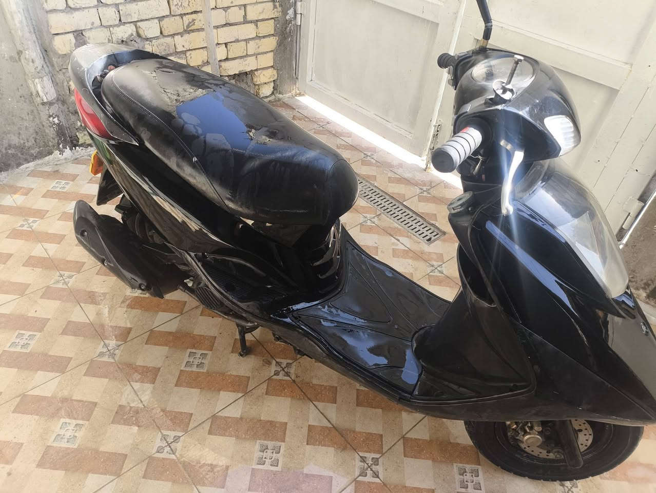 السلام عليكم دراجه بريز للبيع السعر 650وبيه مجال مكاني بغداد الزعفرانيه راقم الهاتف ***********
