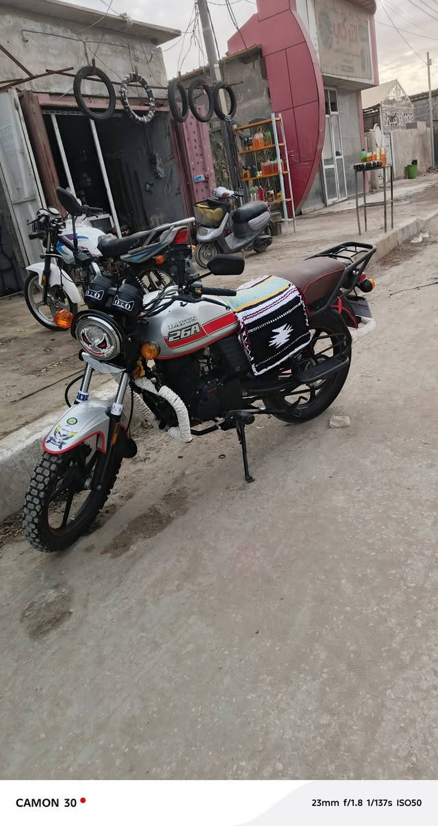 السلام عليكم للبيع دايوان نفخ 21 اوراق اصولي بسمي شرط ترقيم مكينه 200كتابه حمره شلعه ومعدل ونعومه
دراجه مال جناي متعوب عليه مرتبه ع ايدي  كهربائيات كله شغاله نكره سلف تواير جدد كله بلاد ع وضع شركه 
كربلاء كنطرت السلام سعره مليون و350قفل
***********
