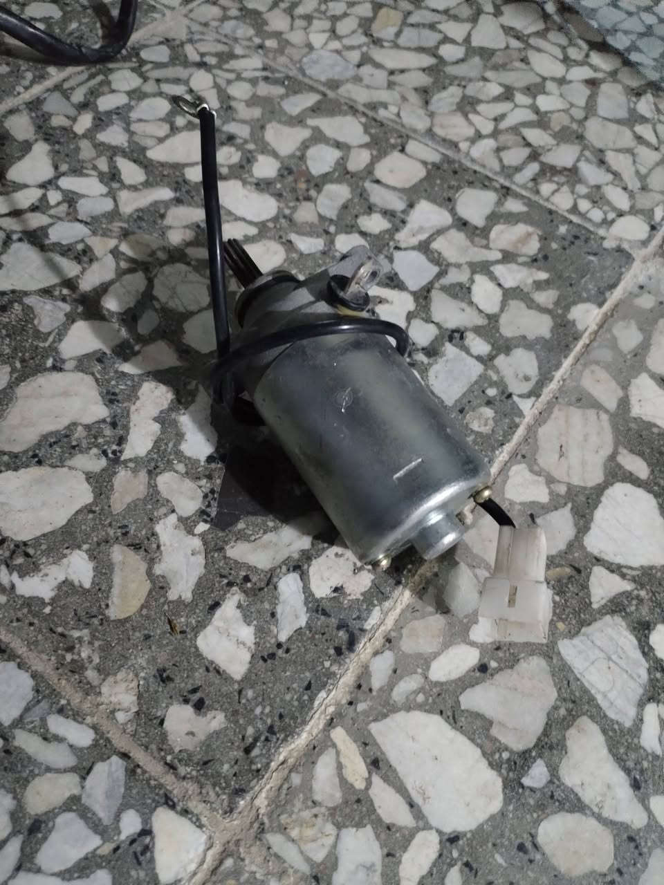 غراض ماكس بوليس
كلج خلفي مال بوليس اصلي سعره 30
كلج امامي رياضي تجاري سعره 20
سلف فراشه اصلي سعره 5الاف
سلف بوليس اصلي سعره 20وبي مجال 
سلف بوليس تجاري سعره 15وبي مجال
مكاني نجف حي الوفاء الاستفسار ***********
