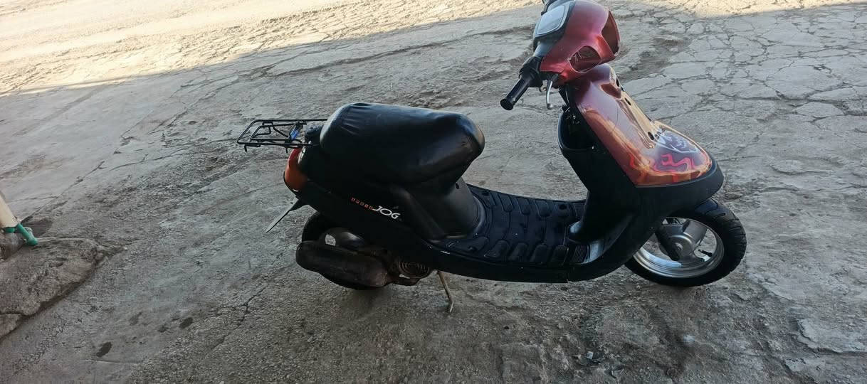 ذبانه بطه للبيع دراجه كامله وبيها كفرات 3

ثنين سود
واحد احمر موشم جمجمه

دراجه نص هندر تشتغل ما مفتوحه الدراجه

بس بيها نقص باتري و الخرز تعبانات الباقي كله تجي و تشوفه احله من الصور

مكاني كربلاء حي الوفاء السعر 450 وبيها مجال

***********
