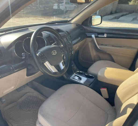 کیا سۆرینتۆ 2012 مواسەفات خلیجی 
فول فول مواسەفات 
115 هەزار ڕۆشتووە 
به سمه يه به سمه ي ده رگا يه 
يه ده ي نيكل بانوارماو سلايد 
شاشه ي زينونه ده شبول فورميكايه 
كير ئوتو ماتيك و عادي ٦ درجه 
سه ياره ي ماله دينار مه سروفي تيا نيه 
كوبوني به نزيني هه يه 
تايةي تازه يه و ويل كرومه . 
سه ياره كه ٧ نه فه ريه و ته بريد به شي دواوه ي هه يه .

سعر: لە کۆمێنت داوای بکە ڕاستەوخۆ بۆت دێت 🤖 

گێر و مەکینەی بەشەرت 
هیچ کێشەیەکی تێدا نییە 

ژمارەی مۆبایل 
***********
***********
