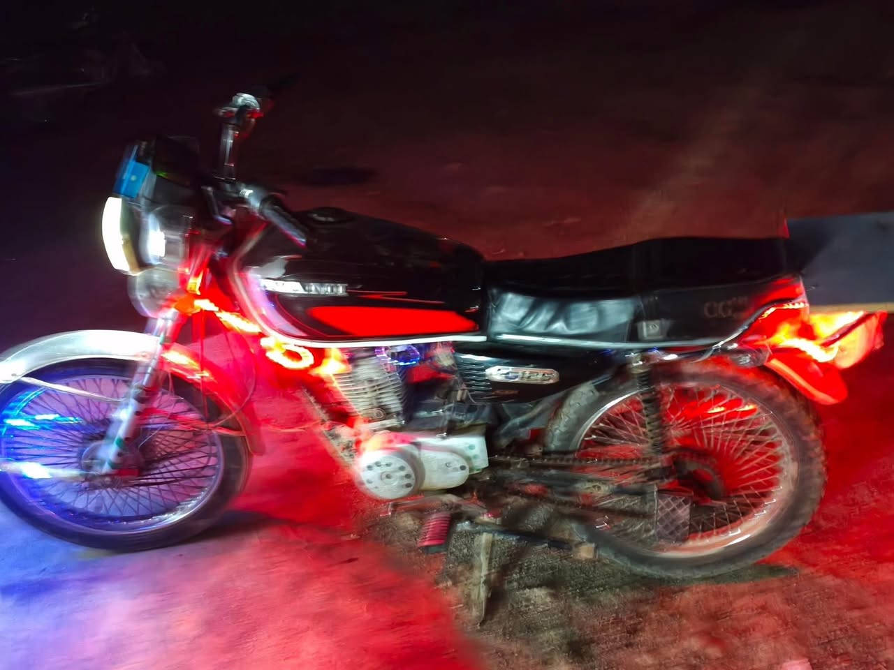 للبيع تايكر 20 سعر خاص


**إذا كنت صاحب هذا الإعلان وتريد حذفه لأي سبب، رجاءا أرسل رسالة إلى الدعم الفني**