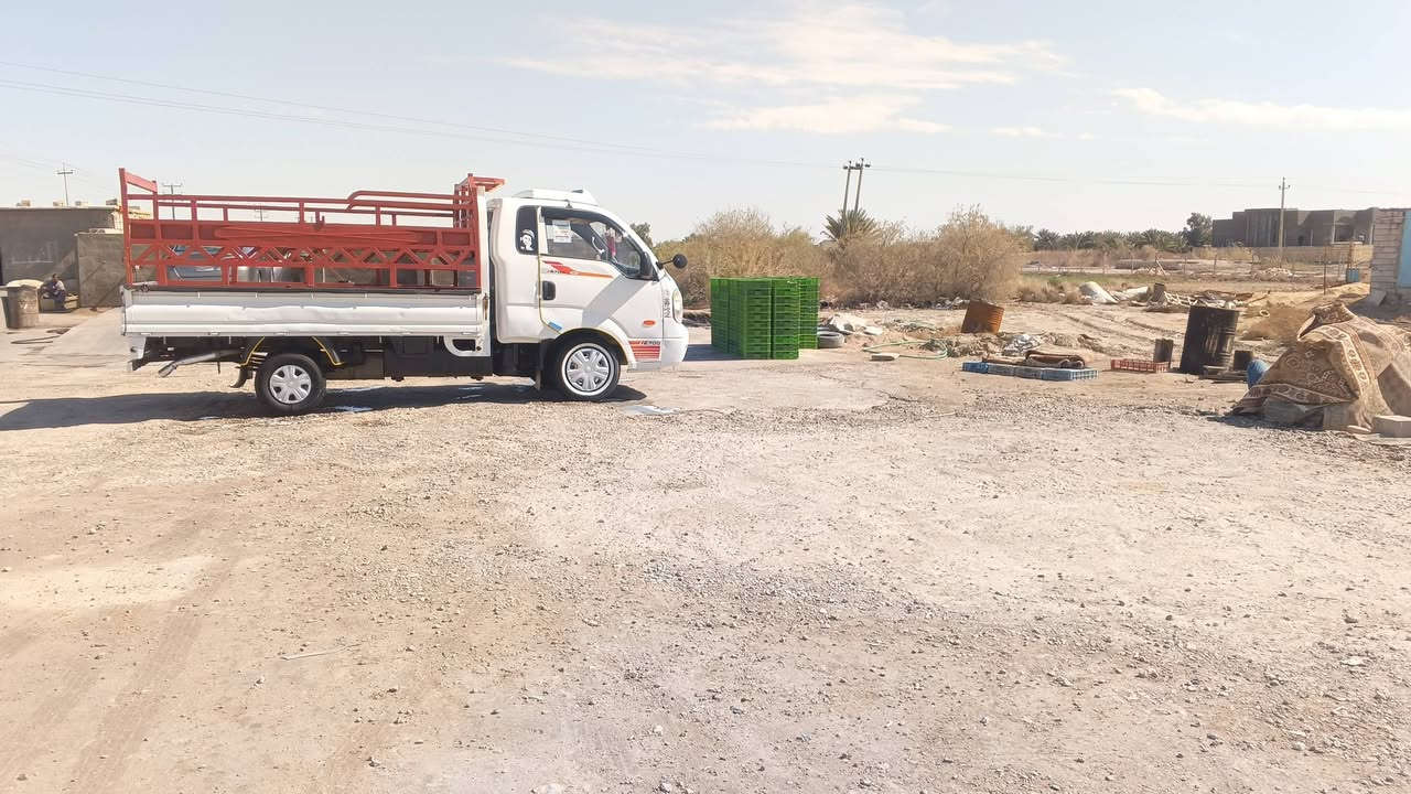 السلام عليكم كيه للبيع 2011 سنويه جديده لل27 حداديه وكير واكسن وشاصي مكفولات تخم تاير جديد سياره جاهزه من كلشي كل نقص مابيها مكان السياره سماوه شراي يتصل وبي خير ويدلل  الاستفسار ***********
