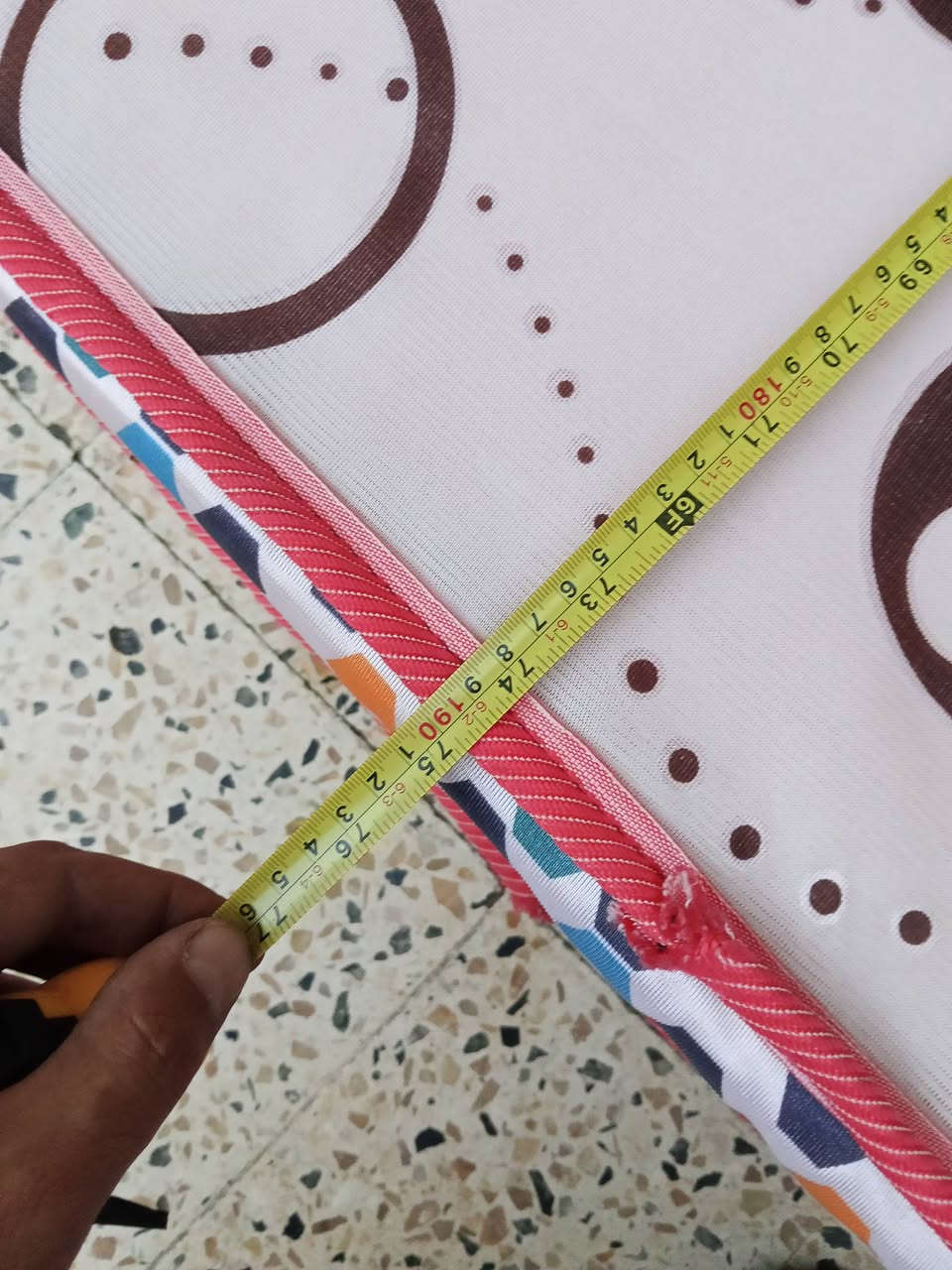 35 ألف دوشك مضغوط استخدام كلش قليل نضيف جدا بي مجال كلش قليل للاستفسار الاتصال على الخاص او على ***********
