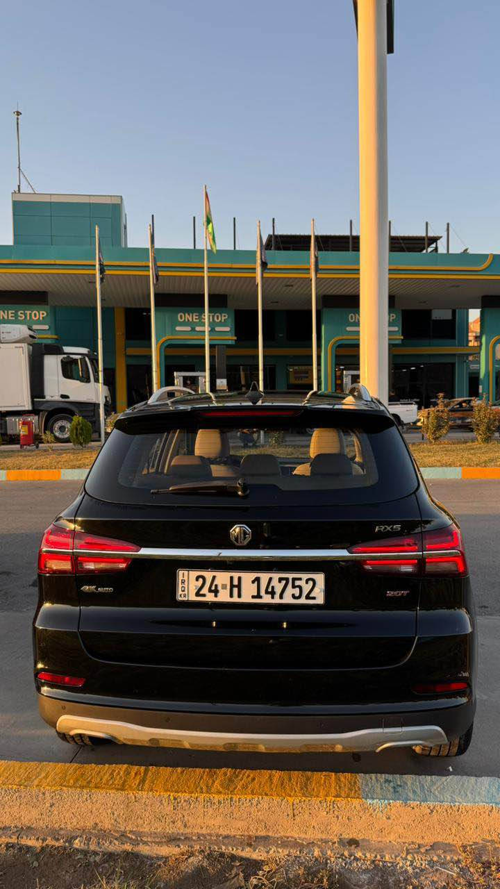 ام جي ار اكس 5
موديل 22
السيارة بدون فتحه وبدون جلد والباقي فول
داخل بيجي
السيارة مكفولة من من الصبغ والبارد
ماشيه 76
السياره بضمان الشركه باقيلها سنتين عالضمان
للاستفسارالاتصال 
*********** أربيل, العراق
