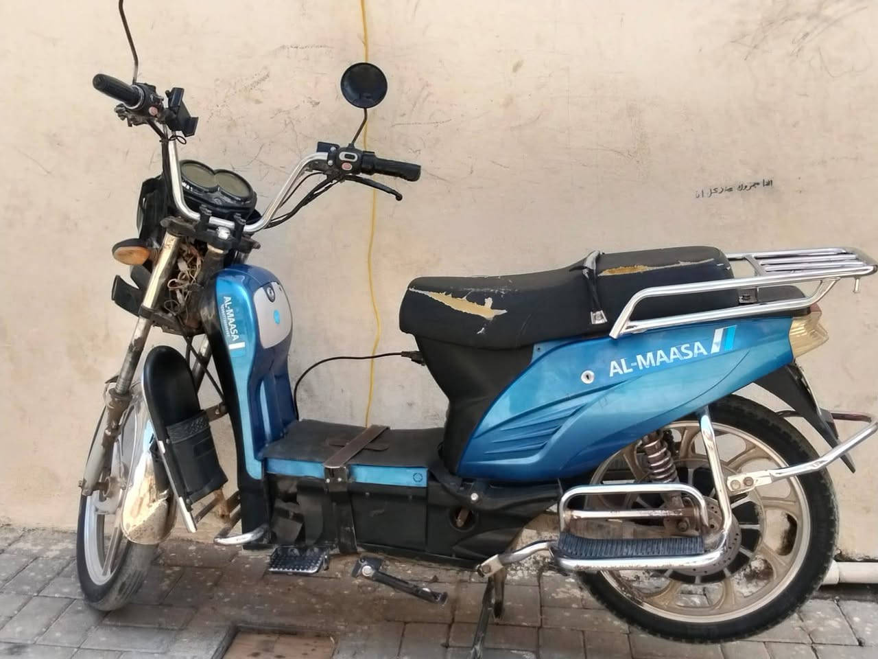 ماطور شحن لبيع شغال بطاريه جدد سعر 250بي مجال ***********
