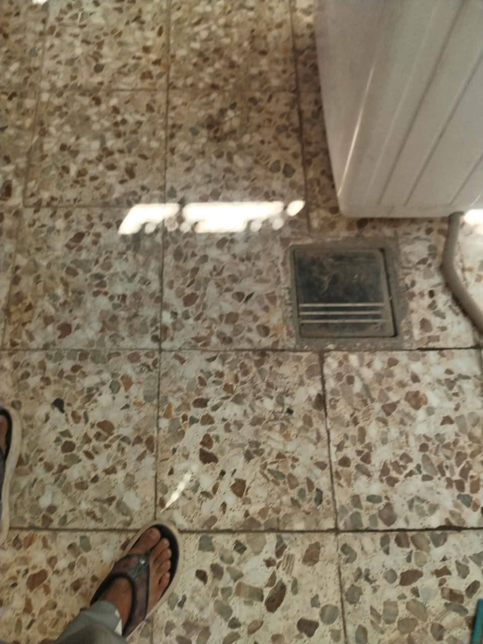 السلام عليكم غساله نضيفه للبيع شغاله غسل وتجفيف شرط ع الفحص حجمه 18كيلو سعره 65وبيه مجال مكان حله حي المهندسين للا استفسار *********** Singapore
