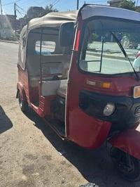 تكتك للبيع موديل 18 نضيفة  اوراق السعر 4وبيهة مجال رقم الهاتف 07765388...