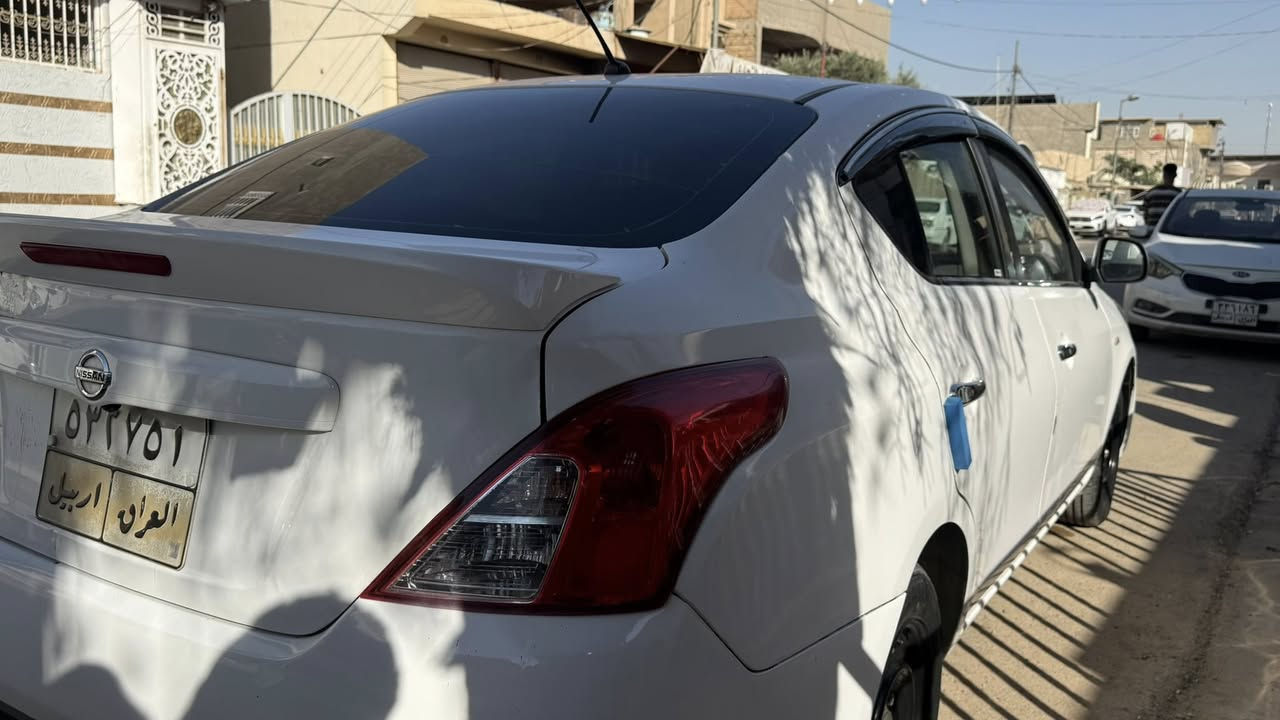 سلام عليكم نيسان صني هندي 2019 رقم اربيل بسم شركه تريد تحويل تريد وكاله السياره حلوه ونضيفه ماشيه 150 الف 
بيه قطعتين صبغ جاملغ +بنيد 
مكان السياره نجف 
***********

