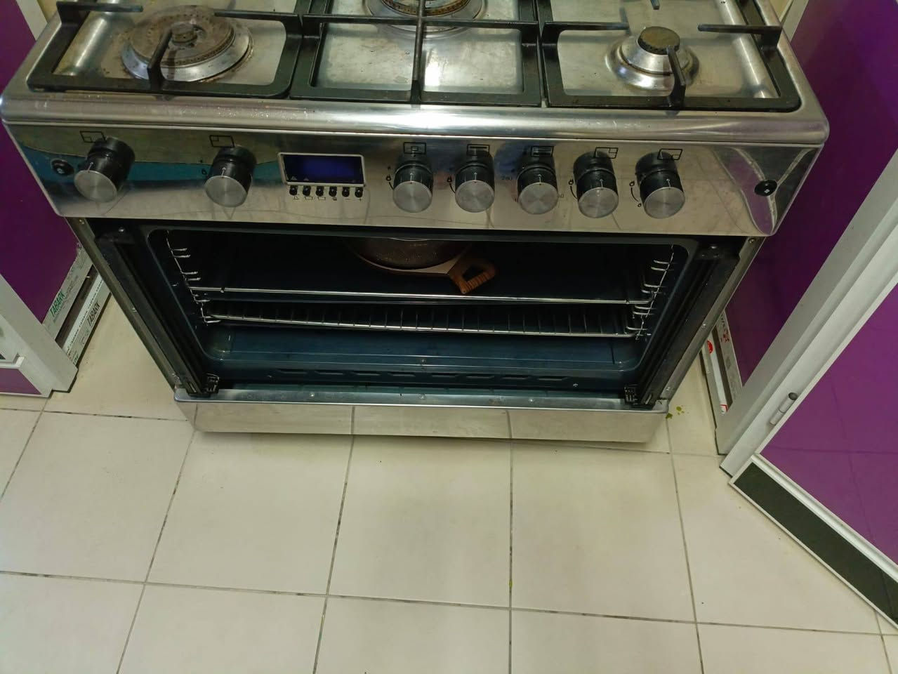 طباخ نظافة فول 90٪ واكعة الجامه مالته الأمامية أريده 150 قفل مكاني بسماية


**إذا كنت صاحب هذا الإعلان وتريد حذفه لأي سبب، رجاءا أرسل رسالة إلى الدعم الفني**