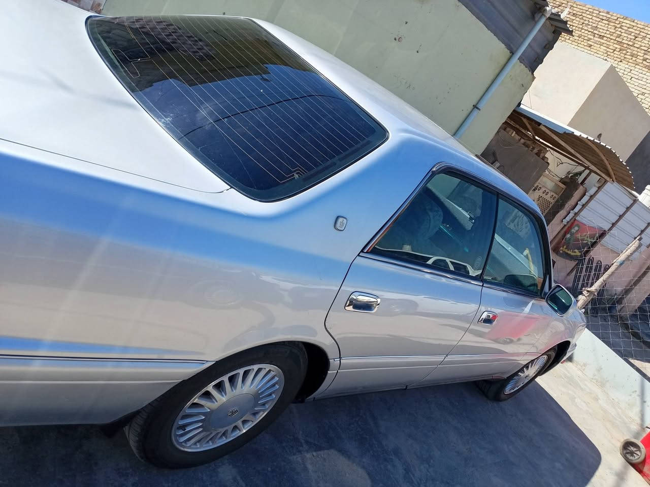 سلام عليكم للبيع فقط 
راس الثور فلات موديل 1999 سنوية لل2030 رقم كركوك بسمي رقم انكليزي مشروع وطني وين يعجبك  داور فتحة بالقمارة كفالة عامة من الصبغ والضربة والدحجة مكينة 3000فيشة وبطل تبريد وية السويج تخم داير حدادية 100/100 ربع ماتخسر عليهة السيارة جديدة ومال جناي السعر المطلوب 120وبيهة مجال العنوان الدوانية قضاء الشامية رقم الهاتف ***********
