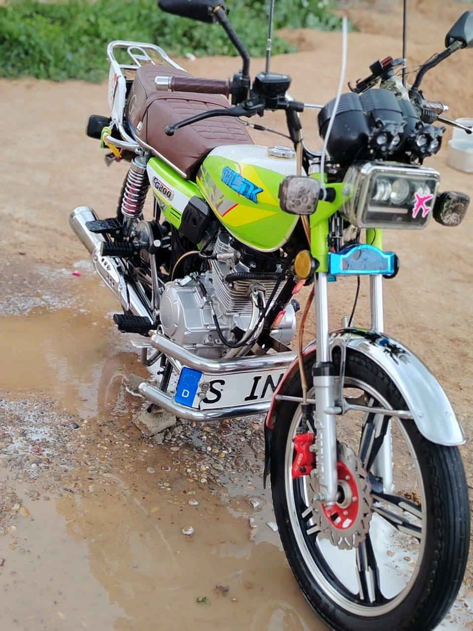 السلام عليكم البيع سونك موديل24 دراجه ما مفتوحه سعر 675قفل قفل مكاني يثرب ***********
