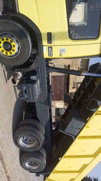 فالفو FM12/420 كير عادي ٣/٣ قلاب سكس ويل مجموعة شفت شاصي بلادي  وبشرط لا كسر ولا فطر تخم تاير جديد بدون صبغ تبريد شغال سيارة مكفولة كفالة عامة وشرط التحويل وكير ومحرك واكسل وقمارة بشرط

موديل / 2001
@***********
