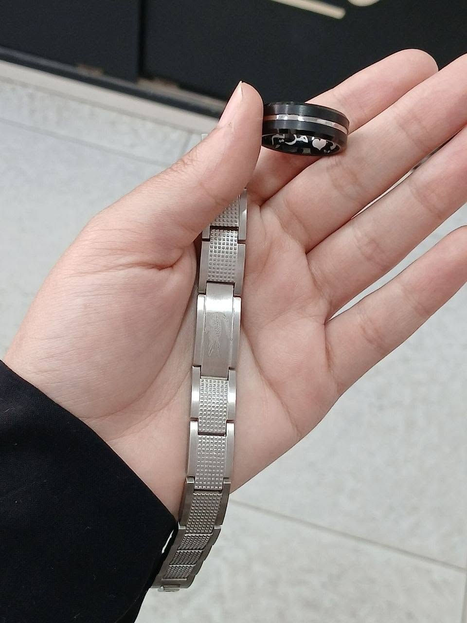 طقم الرجل الانيق 🤵⌚
برسلت لاكوست اصليه ودبله تنجستين امريكى 💍🇺🇸

لو انت عريس ده اشيك طقم تلبسه مع البدلة 🎩👔

https://wa.me/201007694808


**إذا كنت صاحب هذا الإعلان وتريد حذفه لأي سبب، رجاءا أرسل رسالة إلى الدعم الفني**