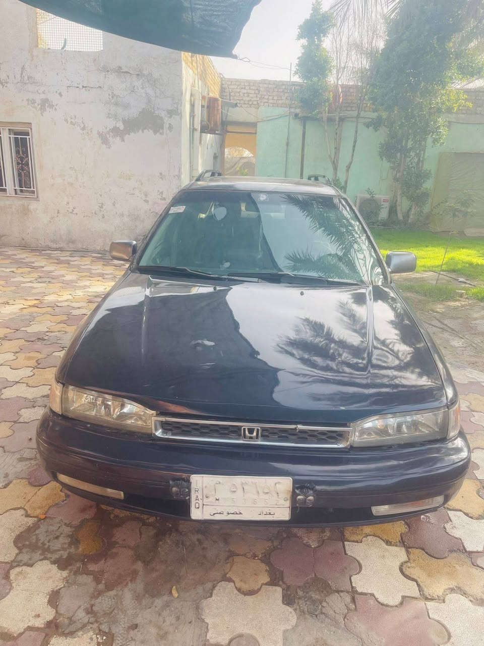 السلام عليكم ورحمه الله وبركاته 
هوندا اكورد استيشن 
موديل 93 
رقم بغداد
سياره بلاديه بدون صبغ 
تبريد ثلج
كير عادي 
مكيه جديد 
حداديه جديده تخم تاير جديد 
مازدا وسكنات ومدوشمها جديد 
 شاشه تخم سماعات 
ترايك من الشمال للبصره 
العنوان بابل مشروع المسيب ***********
