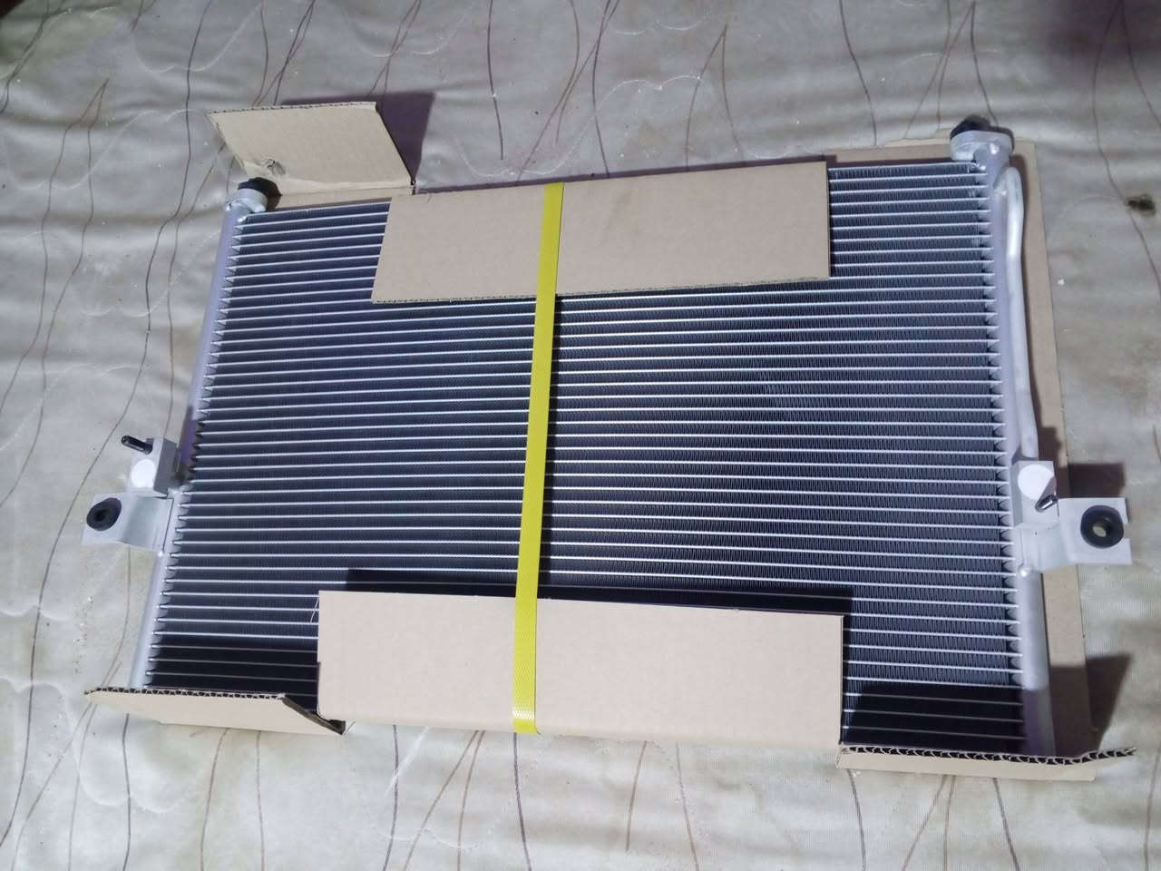 راديتر مال تبريد مال ستاركس 2007 للبيع جديد مامستعمل (بالكرتون).سعر  75 رقم الهاتف ***********
