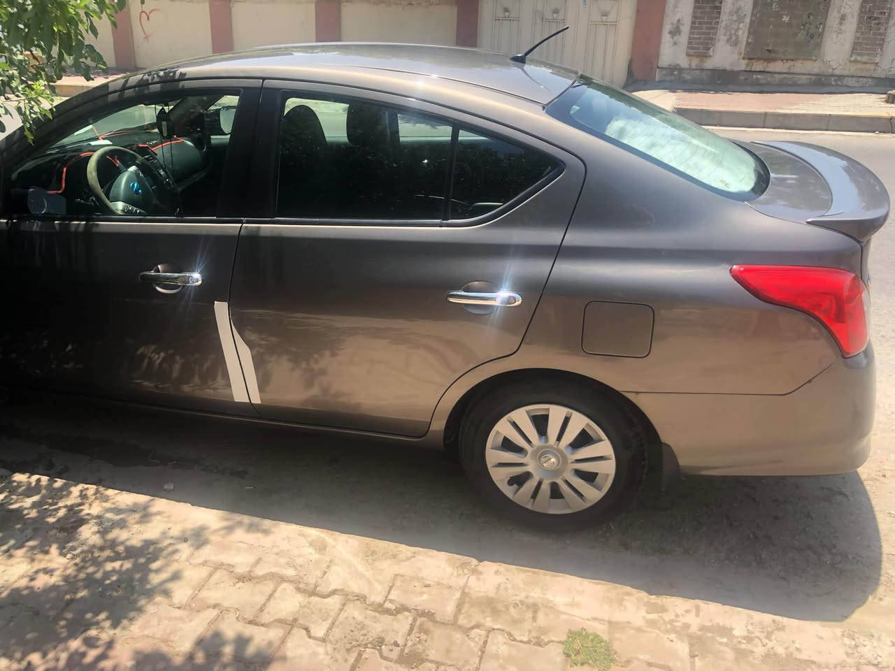 نیسان ڤیرسه‌ ٢٠١٦
تۆماتیك مواسه‌فات sv
شاشه‌ ئایپاد . كامیره‌
هه‌موو گیانی به‌شه‌رته‌
٣ پارجه‌ی بۆیاخه‌
پیشی جه‌مپیكی خه‌فیفی هه‌یه‌
سه‌نه‌وی به‌سه‌رجوه‌ 
له‌ كۆیه‌م
*********** كويسينجاك, أربيل
