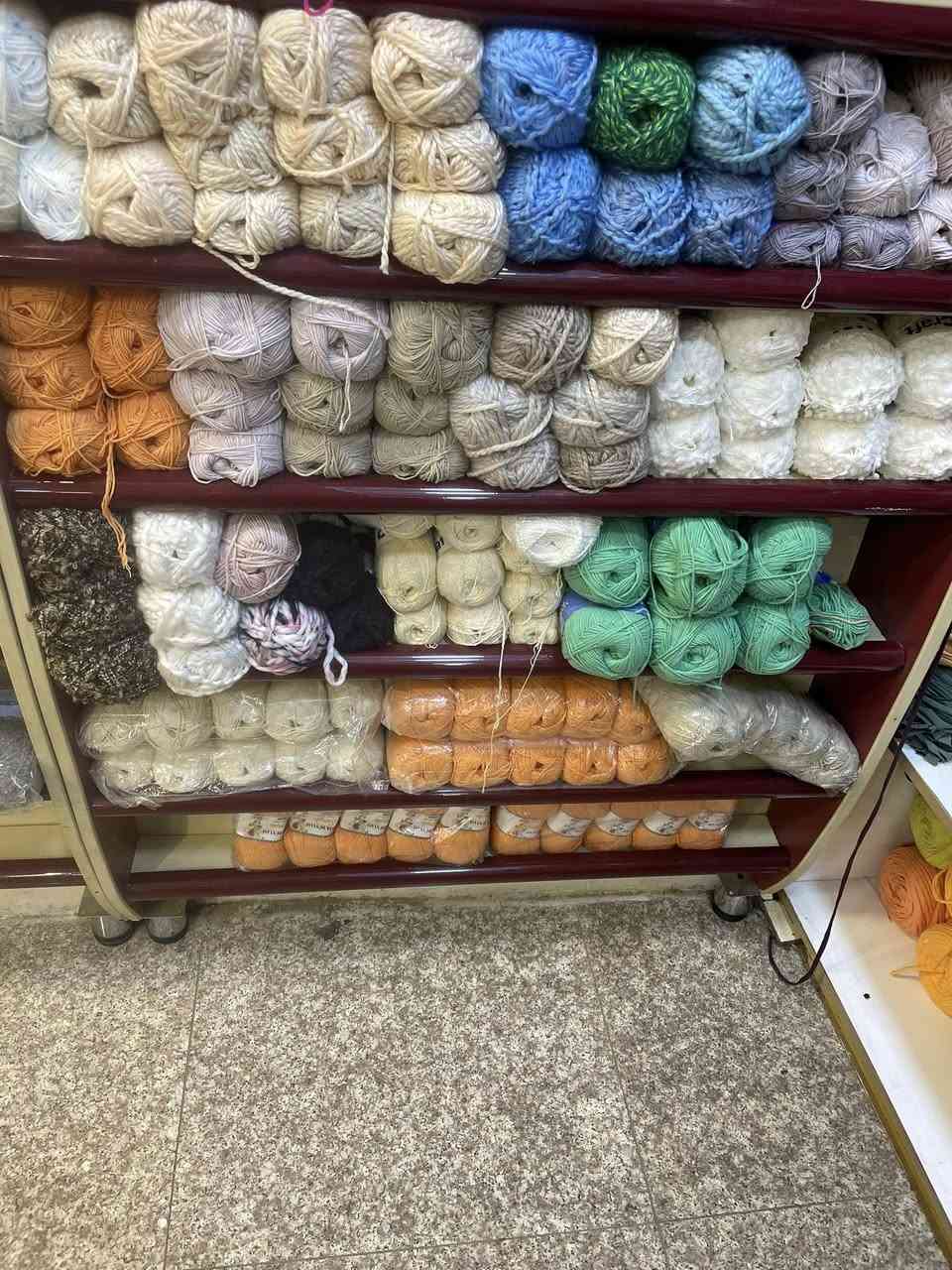 الصوف تركي عليه العرض فقط الالوان معروضه بصوره تقريبا 120 قطعه باقيه السعر العرض 
25 قطع ب20 الف
توصيل بغداد5
محافظات واطراف بغداد6
للحجز خاص او رقم واتساب***********
