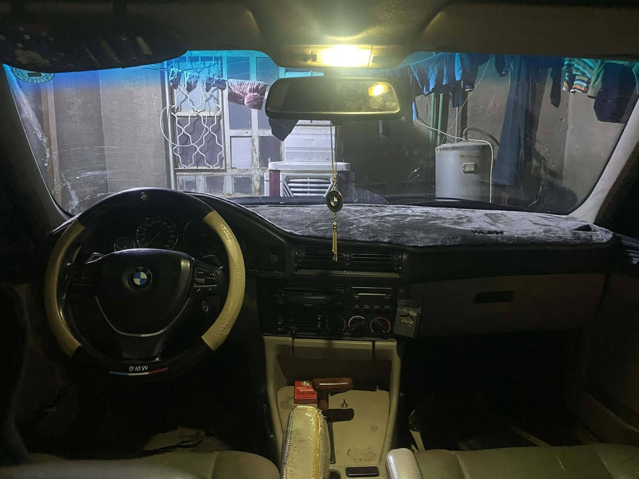 535  1991
عليهة مكينة 30دبل فانوس گير تبترونك مكينه وگير وضفيره وعقل سستم واحد حاويه 
1-تخم ويل وتاير 2سايز
2-تدفئة كشنات + تدفئه ربط فقط تربط جوينات 
3-مكينه حاويه تاخذ وصل المكينه وياهه بعده ممنتهي
4-سستم صوت خرافي 
5+سنترلوك حته قبق بانزين شغال
6-بردات ابواب خلفيه يدويه
7-تبريد ثلاجة القايش موجود بدلت مكينه ومشديته
8-كلشي بسياره شغال ممتوقف بيهه ولا اي شي وبلادي

منظومة تبريد كله جديد ويا المكينه بدلته رحت 3 مرات لاربيل مفتحت لا بنيد ولا وكفتني بمكان عد عيناك السياره من زاخو للبصره . سبب البيع يشهد عليه ربي محتاج فلوس شتريت بيت ومعتاز

السياره بأسم واحد طيب من اهل بغداد وعندي وكالة احولك ثاني يوم سنويه 2029 هزه سقطت شهر 12 
غرامات ماعليهه ولا دينار 

السعر ((73)) وبيهه مجال قليل للشراي اليعتني ويشوفهه
مكانهه نجف ***********
