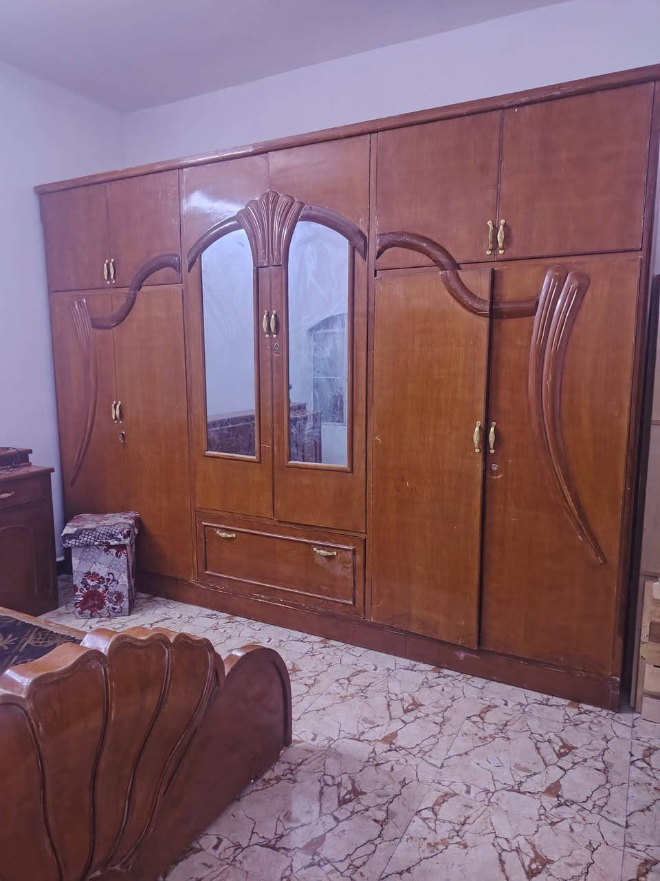 غرفه للبيع  صاج تسكام ضخمه وقويه نظيف استعمال قليل للاستفسار ***********
