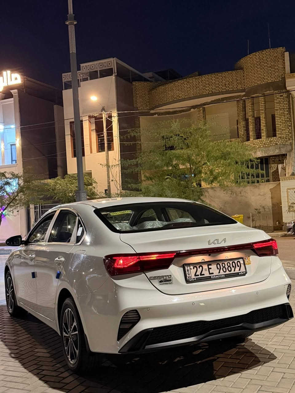 كيا سيراتو
موديل 2024 
خليجي اصل
مكينه 2000 المرغوب 
داخل لونين بيجي
فول ما عده الفتحه 
رقم اربيل الدولي
بأسم شركة 

مواصفاتها 
ويل كب 
تبريد خلفي
دواخل لونين بيجي 
لايت لد 
كشافات 

مكانها البصره الأبله 

السعر 185 وبيها مجال شي بسيط

***********

