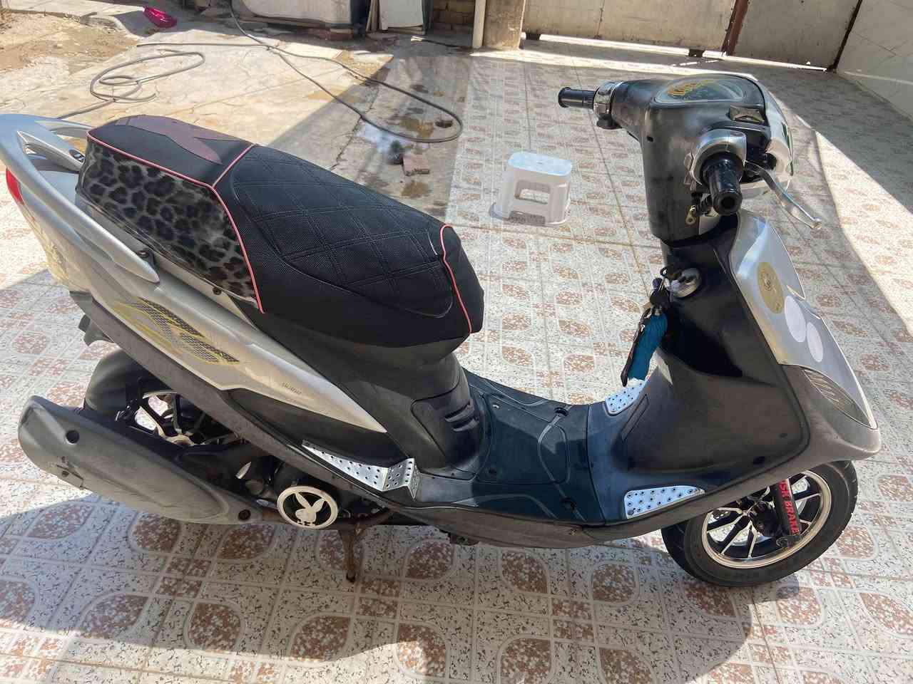 ماكس عدله لييع الدراجه بلاديه ختم واحد ويه المكينه ما مفتوح بلاد بوشه بلاديه مكاني بابل ابي غرق السعر خاص


**إذا كنت صاحب هذا الإعلان وتريد حذفه لأي سبب، رجاءا أرسل رسالة إلى الدعم الفني**