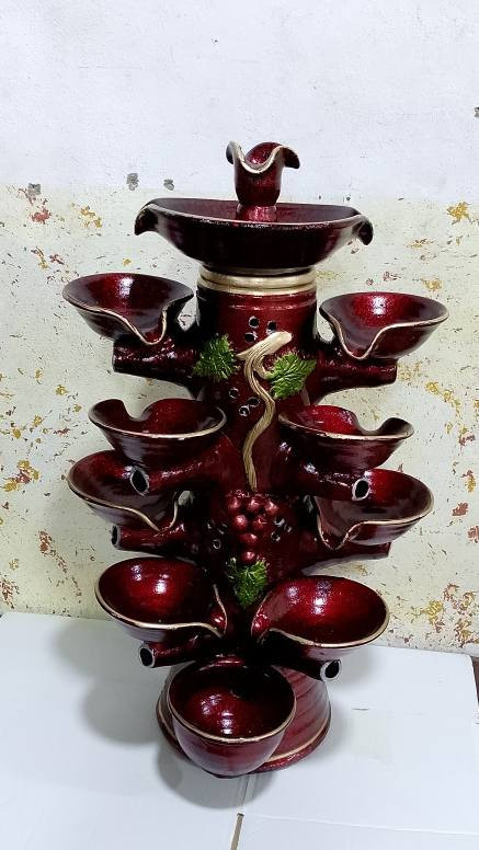 يوجد لدينا كافة الفخاريات والتراث القديم عنوان المحل الجديد هيت شارع سعيد الجباوي توصيل داخل هيت مجاني بمناسبة شهر رمضان *********** مقابل خالد سوري ابو جملة الغذائية
