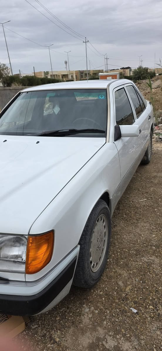 للبيع او المراوس حسب القناعه
مارسيدس دب 1990 بيضه داخل نيلي كلشي بيه جديد محرك + كير + تبرد + تدفئ + كهربائيات + غرفة + بطاين +لايتات وبكات +صدر امامي وخلفي...كله جديد ستيرن كهرباء و جام كهرباء ..سنويه لل2031 تحويل ثاني يوم سياره حلوه ومرتبه ماتحط عليه ربع


**إذا كنت صاحب هذا الإعلان وتريد حذفه لأي سبب، رجاءا أرسل رسالة إلى الدعم الفني**