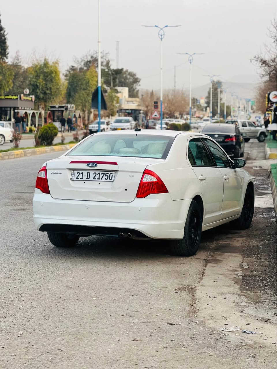 فۆرد فیوژن 2011 مەکینە2.5 مەرخوب ڕەقەم سلێمانی ڕەقەمی تازەیە سەنەوی بەسەرچوە تەحویل خرامە بەشەرت گێڕ و کەمینەو داروبەردی بەشەرت سعری 73 گەڵا و مەجال  ( *********** )  واتس ئەپی لەسەرە دار بنديهكان, السليمانية
