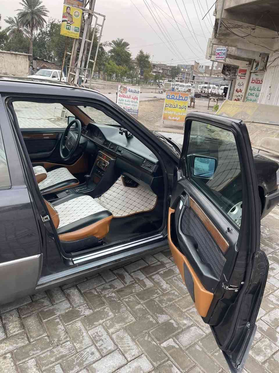 السلام عليكم ورحمة الله وبركاته
للبيع مارسدس دب 300s. موديل1992
مكينه وكبير بطه جديدات 
مكينه مكفوله من تنقيص والتبخير 
حداديه  وره وكدام جديدات 
سياره مكفوله من الضربه والشواصي بلاديات 
كهربايئيات كلها شغاله كجات كلها شغاله سياره ما ناقصه لو برغي 
ملاحظه سياره مصبوغه للجماليه 
قواعد دبلات اصليات 
سياره مكفوله ترايك وين متريد سياره خير من الله  بالواقع احلى والبلسياقه بعد احلى بهواي 

سياره رقم سليمانيه تحويل شوكت ميعجبك 

السعر 60 وبيها مجال بسيط 
للاستفسار ***********
اسف على الاطاله ودمتم سالمين🌹
