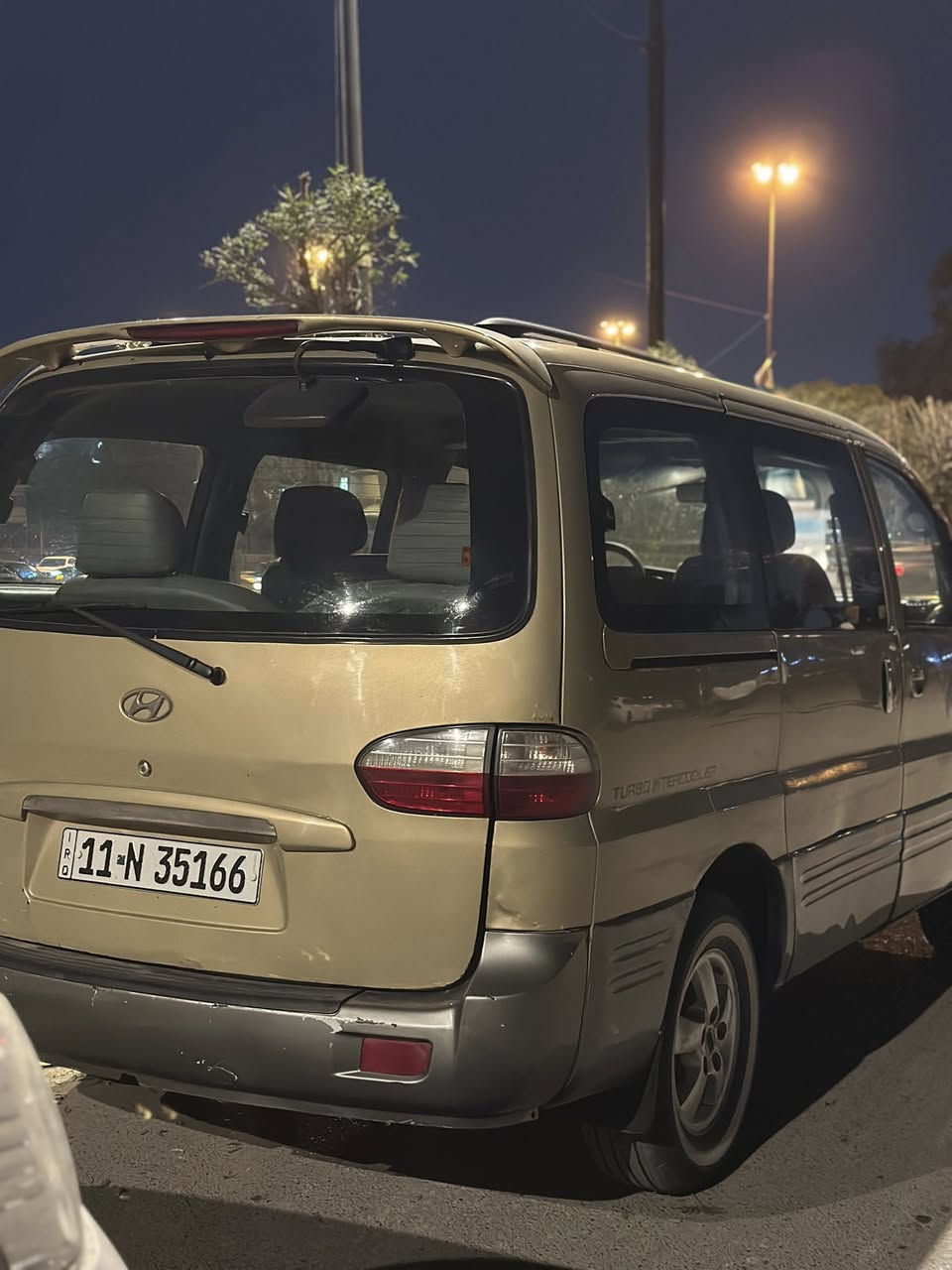 سلام عليكم ستاركس 2002 محدث 2007 بأسمي تحويل ثاني يوم محركها يبخر سوبر تايرات جدد تبريد شغال صدر اكسل جاهز تنقيص شي قليل سعرها 64 وبيها مجال مكاني بغداد الكاظمية رقمي للاتصال ***********
