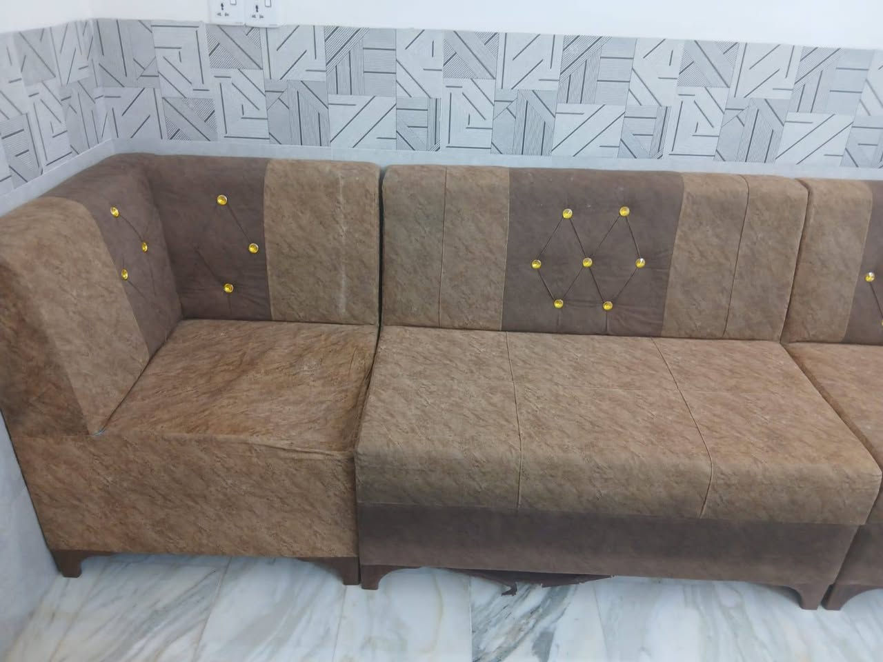 20مقعد للبيع ب325بغداد نضيف كلش


**إذا كنت صاحب هذا الإعلان وتريد حذفه لأي سبب، رجاءا أرسل رسالة إلى الدعم الفني**