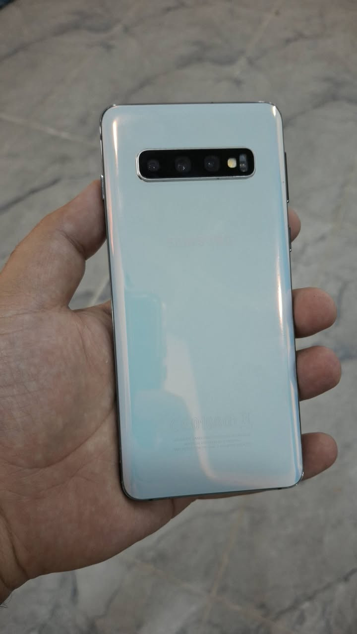 كلكسي اس١٠ ذاكره ١٢٨ 
دبل سيم كارت مبدل شاشه 
للبيع ١٥٠ مكاني بعقوبه


**إذا كنت صاحب هذا الإعلان وتريد حذفه لأي سبب، رجاءا أرسل رسالة إلى الدعم الفني**