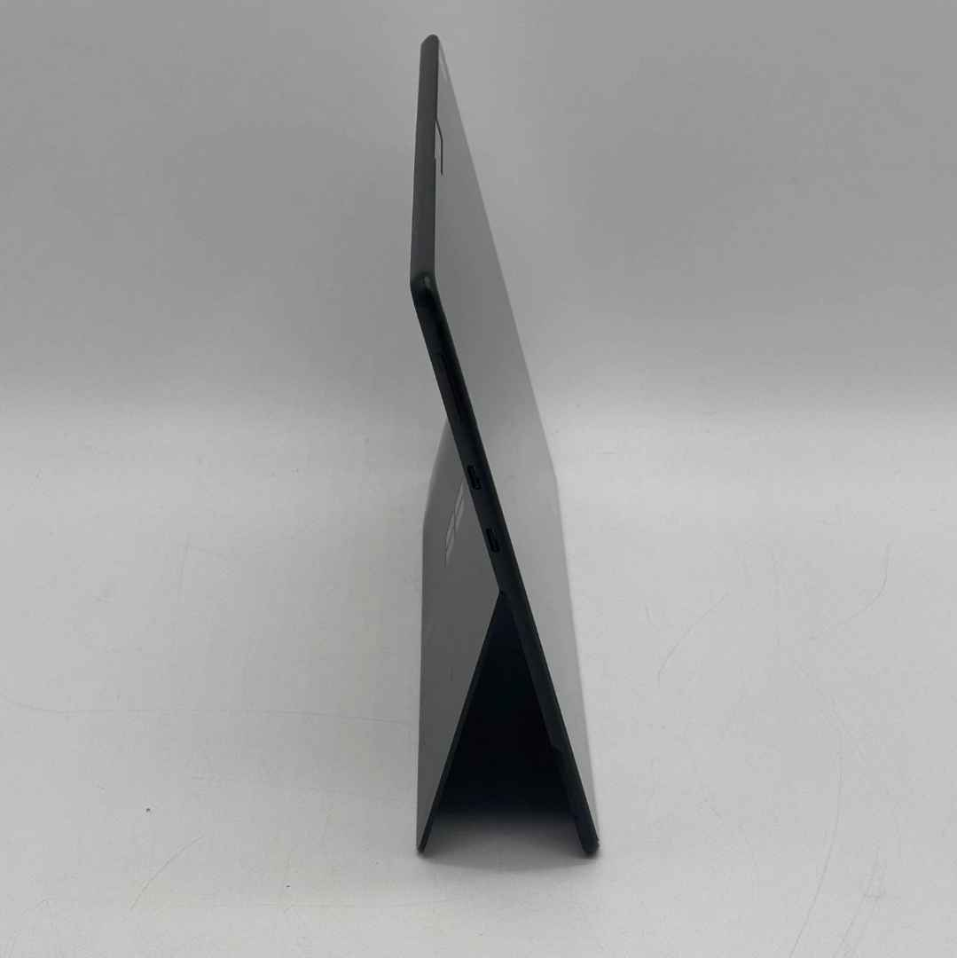 Microsoft Surface Pro X

🔶CPU : SQ2 3.1GHz   المعالج

🔶Display: 13 - inch Touchscreen لمس

🔶Screen Resolution: 2880 x 1920

🔶GPU : Qualcomm Adreno 680  كرت الشاشة 

🔶RAM: 16 GB . الرام

🔶HARD: 256 GB SSD,  الهارد

🔶Windows 11 Pro.
مع كيبورد اصلي 
وحافضه اصليه
ولاصق شاشة

السعر 750 الف

يوجد توصيل لجميع المحافظات المدينة, البصرة


**إذا كنت صاحب هذا الإعلان وتريد حذفه لأي سبب، رجاءا أرسل رسالة إلى الدعم الفني**