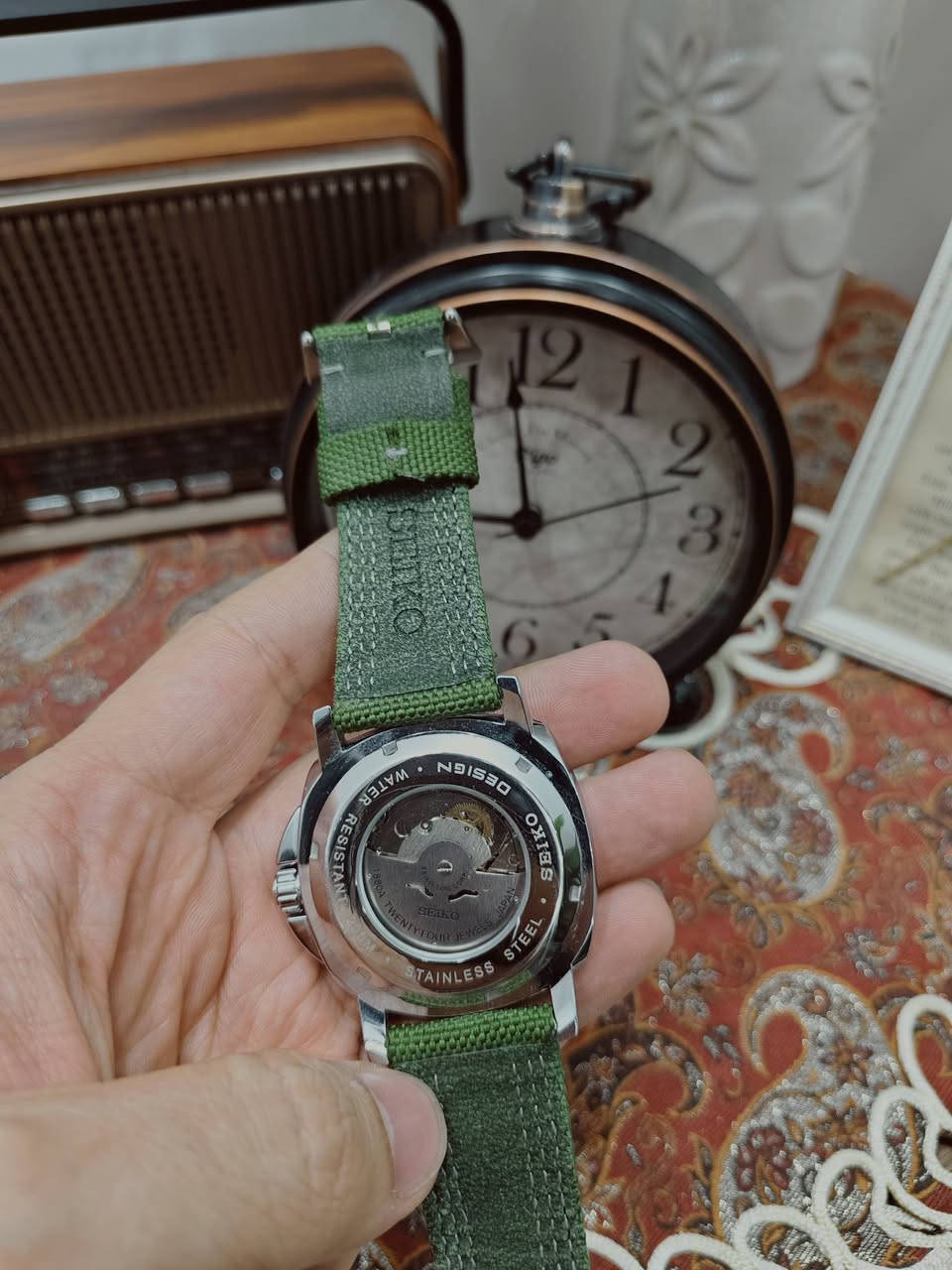 Seiko 5
لون عسكري مكينة اوتوماتيك جديد ماملبوس امزون مو تجاري 
توصيل متوفر


**إذا كنت صاحب هذا الإعلان وتريد حذفه لأي سبب، رجاءا أرسل رسالة إلى الدعم الفني**