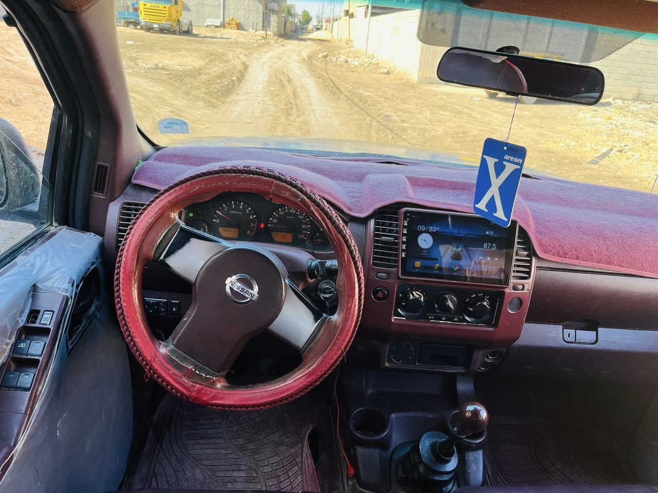 السلام عليكم نيفاره 2008//رقم أربيل تريد وكاله تريد تحويل //محرك وكير جدد تخم تاير جديد صدر جديد كهربيات كامله بيهه شبر بلبنيد صبغ وبيهه جاملق خلفي صبغ بس سبب جراد والباقي مكفول المكان واسط الصويره السعر 68$لاستفسار ***********
