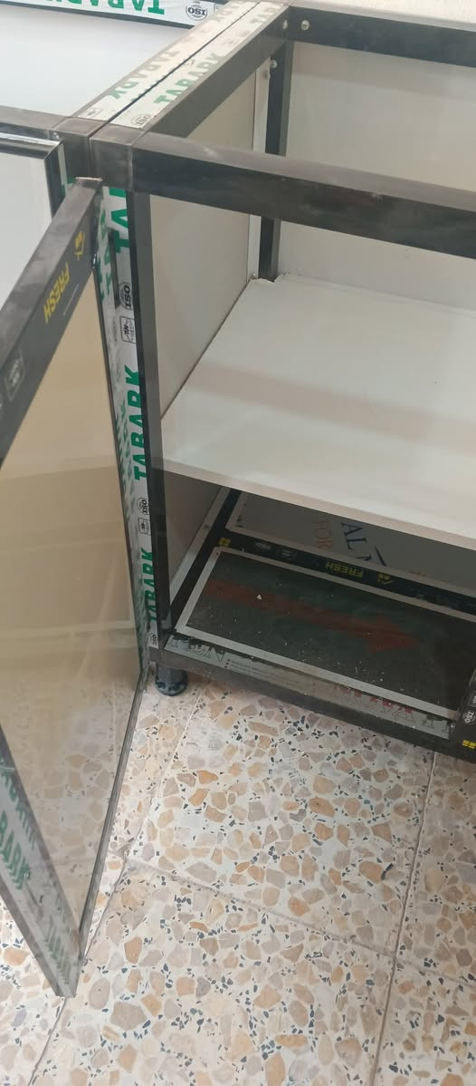 سلام عليكم 💢 كاونتر متر ونص مرمر تسكام مو سوكي. مبطن بالكامل الأبواب والرفوف تاج ملكي
سله صحون  سعر مناسب 325الف 

ويتوفر مترين نفس الون رصاصي والمواصفات. سعر 425الف نجف الاشرف.  يوجد نقل وتثبيت 

استفسار واتساب ***********
سلام عليكم 💢 كاونتر متر ونص مرمر تسكام مو سوكي. مبطن بالكامل الأبواب والرفوف تاج ملكي
