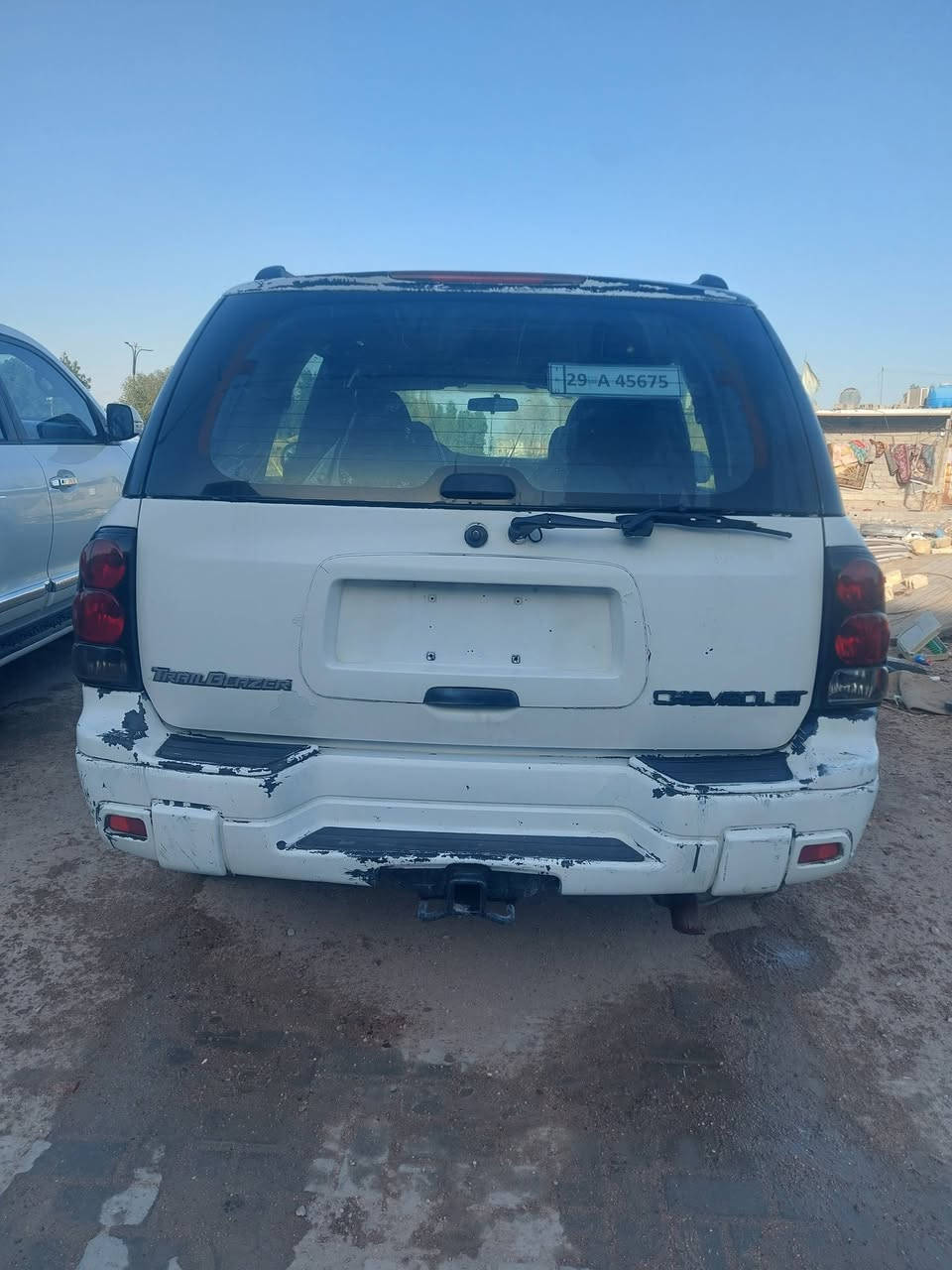 السلام عليكم اعيد المنشور بسب عدم تواجدي الفتره الماضيه وعتذر عن لي تصلو وانا ماموجود
بلايزر مديل 2004لبيع رقم نكليزي واسط تريد وكاله تريد مداوار سياره مكفوله بس من الضربه مكينه وكير واكسل واحداديه خير من الله السعر 58ورقه وبيهه مجال مكان السياره البصره حي الصدقاء رقمي بي وات ساب لحب يستفسر ***********
