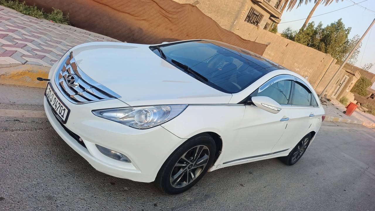 موديل 11 خليجيه رقم بغداد تحويل ثاني يوم سياره بيها ست قطع صبغ ابيع حزام السياره فول مواصفاتبني راما بصمه مكينه 2400 خليجيه السعر 105 وبيها مجال المكان كربلاء طويريج***********
